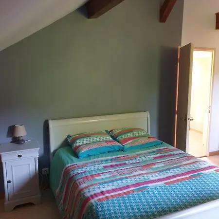Ferienwohnung Au Gres Du Vent Ruy-Montceau Exterior foto