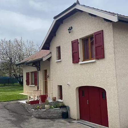Ferienwohnung Au Gres Du Vent Ruy-Montceau Exterior foto